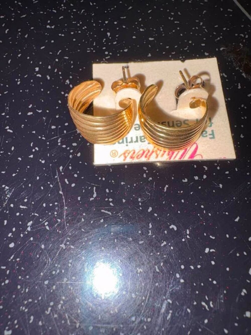Loop earring